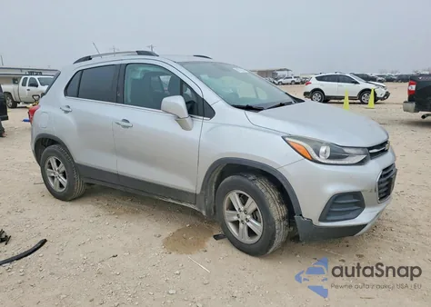 2018 Chevrolet Trax 1Lt z USA, uszkodzony, nr VIN KL7CJPSB3JB599626